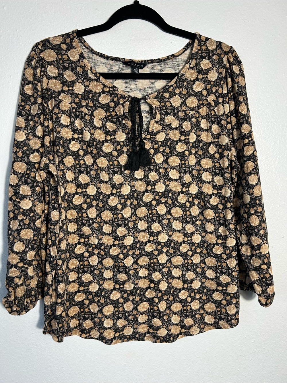 Lucky Brand Floral Peasant Blouse Large L Black Gold Tassel Keyhole Boho Top